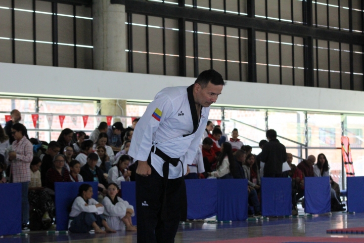 H&eacute;ctor Gonz&aacute;lez: Una Historia de superaci&oacute;n y amor por el deporte