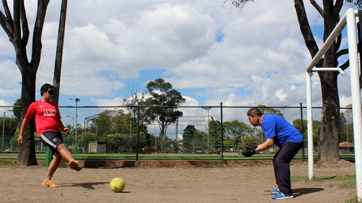 Mejor que Messi: el f&uacute;tbol para ciegos