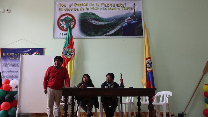 L&iacute;deres de cabildos ind&iacute;genas del Cauca durante la rueda de prensa donde denunciaban actos de violencia en contra de su poblaci&oacute;n