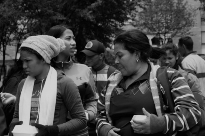 Hace 10 a&ntilde;os, solo siete venezolanos ingresaron con intenci&oacute;n de radicarse en el pa&iacute;s. Ahora esa cifra supera los seis d&iacute;gitos