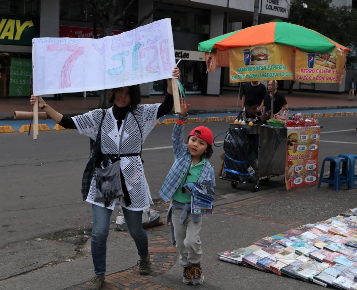 Marcha por la Consulta Anticorrupci&oacute;n en Bogot&aacute;. Cr&eacute;dito de la foto: Juliana Torres Malag&oacute;n