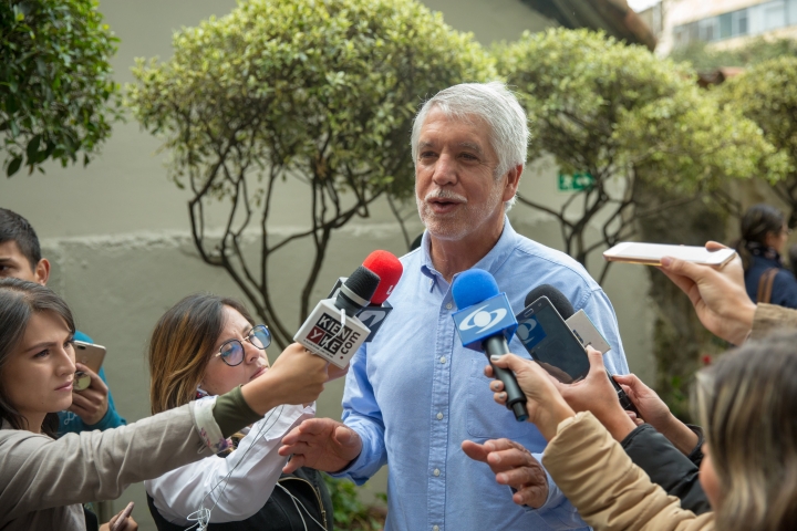 Enrique Pe&ntilde;alosa en la Consulta Anticorrupci&oacute;n. Cr&eacute;dito de la foto: Andr&eacute;s Sandoval - Alcald&iacute;a de Bogot&aacute;