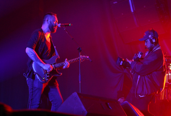 &iexcl;R&aacute;pido graba o se nos va!