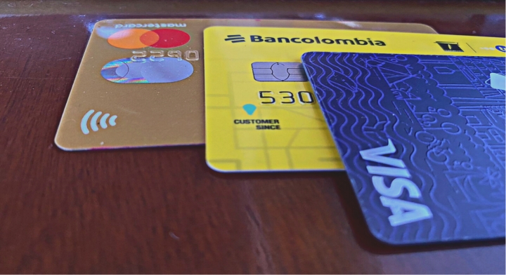 Tarjetas MasterCard y Visa, algunas de las beneficiadas en las bajas de tasas de inter&eacute;s por entidades bancarias en Colombia