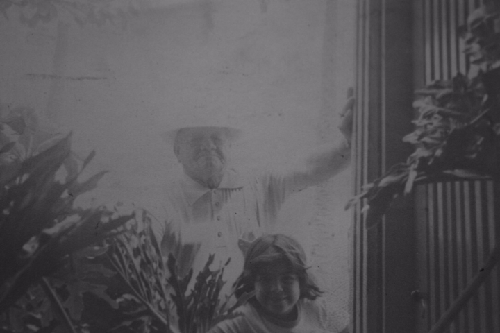 Recordar del lat&iacute;n recordari