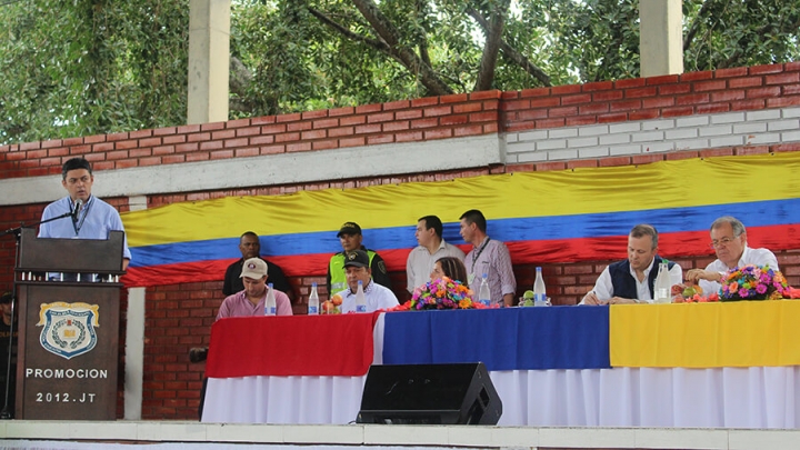 A la jornada asistieron el procurador general de la naci&oacute;n, Alejandro Ord&oacute;&ntilde;ez; el defensor del Pueblo, Alfonso Cajiao; el alcalde de San Alberto, Pedro Rafael Guevara; y varios l&iacute;deres campesinos y ganaderos de Cesar y Norte de Santander.