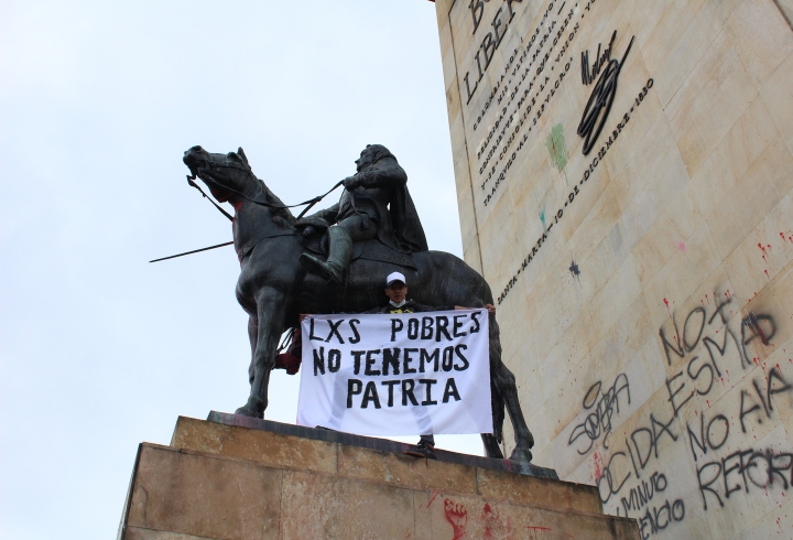 &quot;Lxs pobres no tenemos patria&quot; en Monumento a los Héroes 10/05/2021