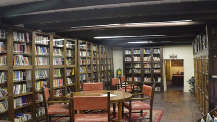 Sala de lectura, Biblioteca Especializada En Historia Pol&iacute;tica de Colombia.