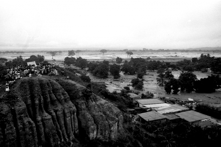 El fot&oacute;grafo Felipe Caicedo dice: "No hemos aprendido nada"