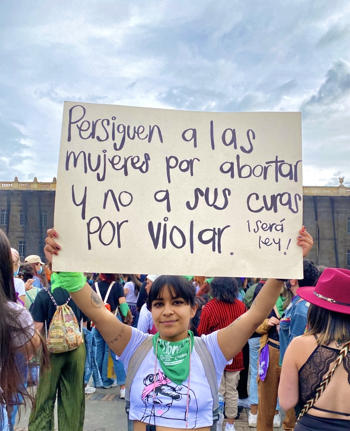 As&iacute; se vivi&oacute; el D&iacute;a de Acci&oacute;n Global por el aborto legal, seguro y gratuito en Bogot&aacute;.