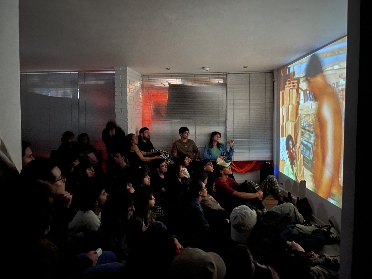 Fotograf&iacute;a de una de las sesiones del Cine Club Contrapicado.|||