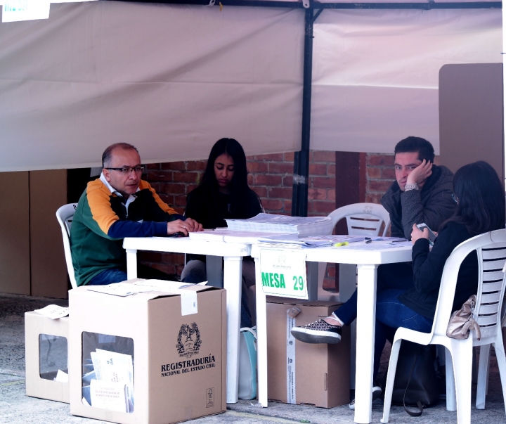 M&uacute;ltiples denuncias por falta de tarjetones para las consultas interpartidistas