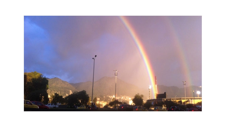 Foto tomada en la carrera 30 frente al estadio El Camp&iacute;n.