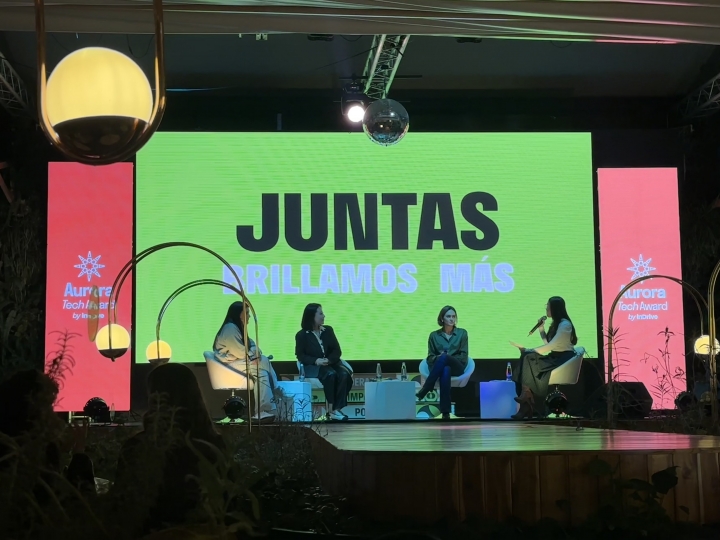 Conversatorio en el Aurora Tech Award