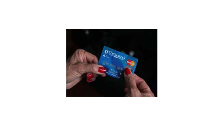 Tarjetas de cr&eacute;dito para menores: Responsabilidad o capricho