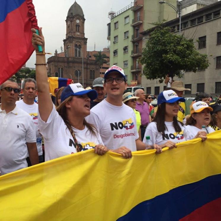  &ldquo;Al gobierno de Juan Manuel Santos le falta todo&rdquo;: Paola Holgu&iacute;n