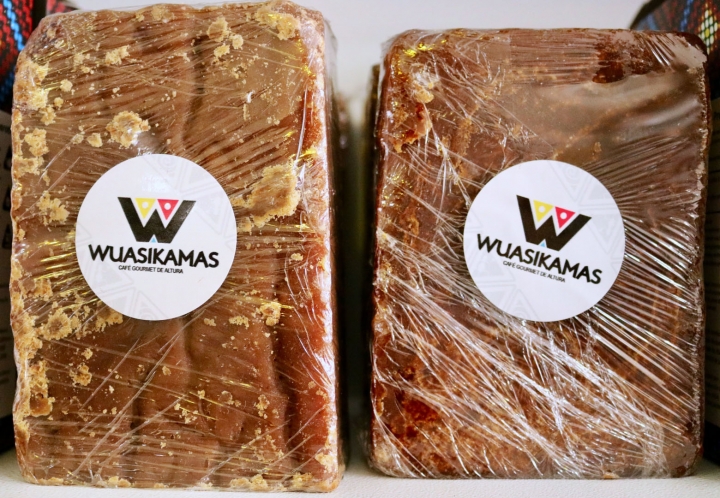 Panela del pueblo Aw&aacute;