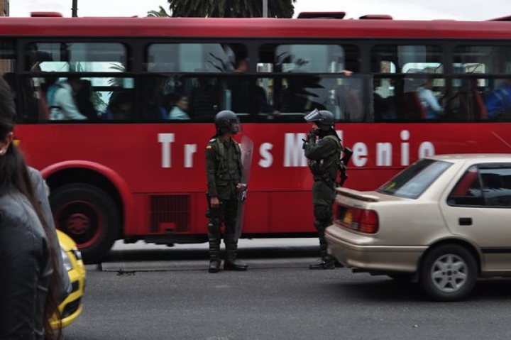 Da&ntilde;os colaterales tras manifestaciones contra Transmilenio