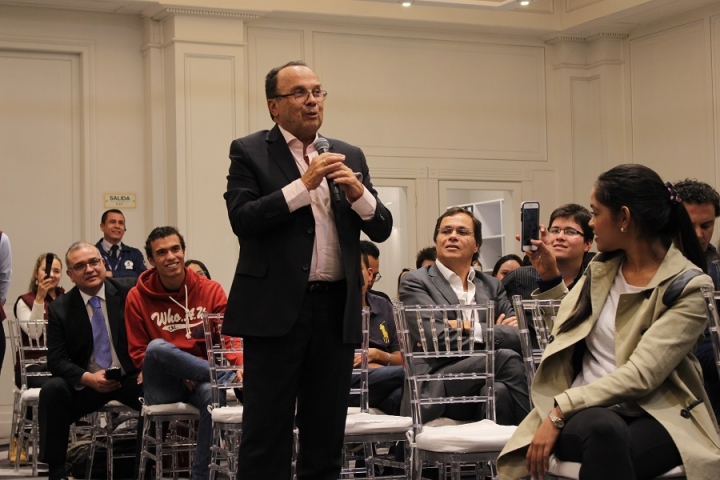 Lecci&oacute;n Inaugural de la Maestr&iacute;a de Periodismo