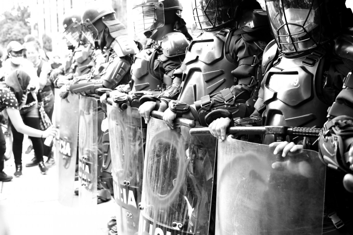 Plant&oacute;n feminista del 15M en Bogot&aacute;