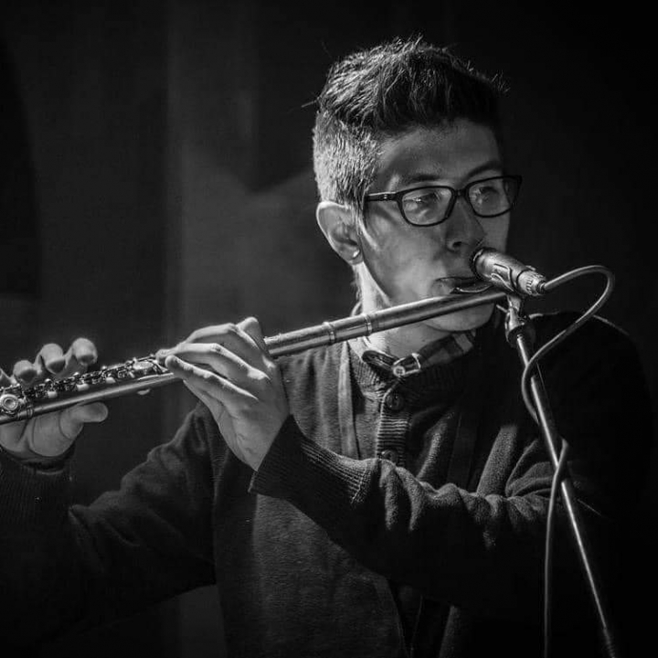 Cuando ten&iacute;a 20, Kike conoci&oacute; el instrumento que le dar&iacute;a mayor reconocimiento: la flauta traversa.