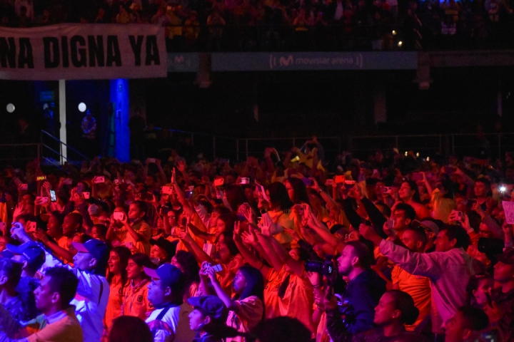 El p&uacute;blico aclam&oacute; a la selecci&oacute;n