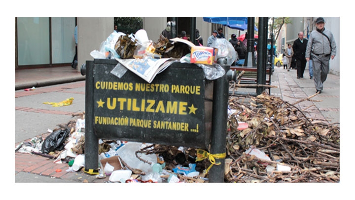 &iquest;Y qui&eacute;n recoge la basura en la Plazoleta del Rosario?