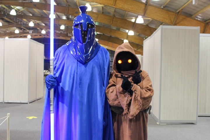 Fan&aacute;ticos disfrazados