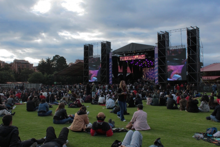 Los bogotanos disfrutando del show