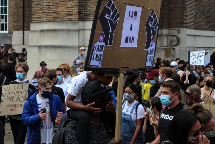 #BlackLivesMatter: Fotogaler&iacute;a de las marchas contra el racismo en Bristol