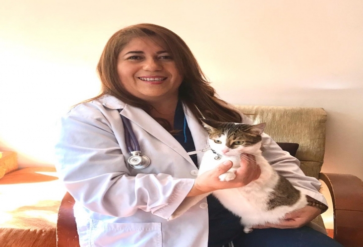 Dr. Ang&eacute;lica Gallego